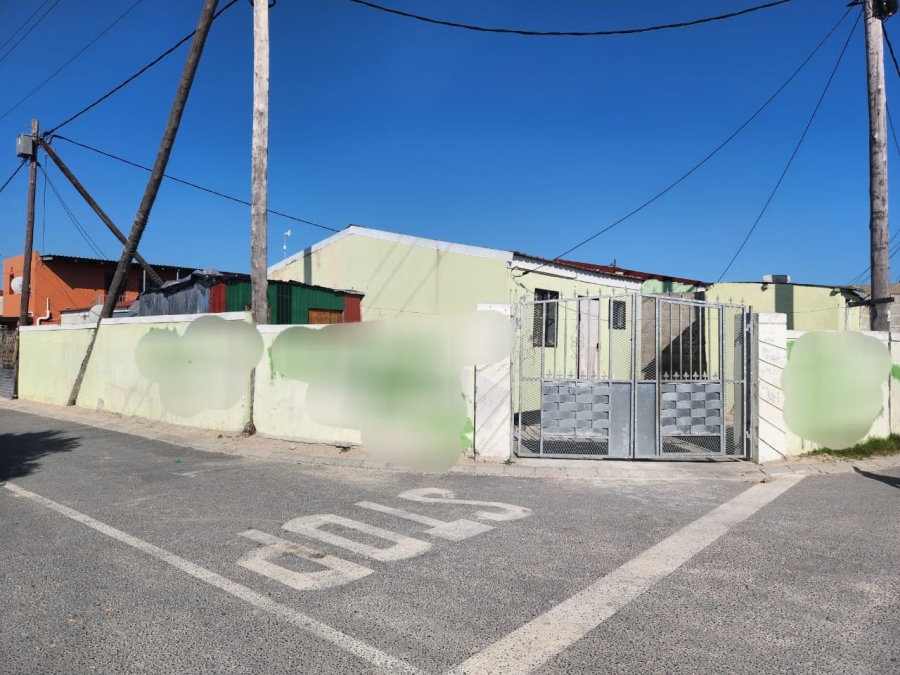 2 Bedroom Property for Sale in Delft Western Cape